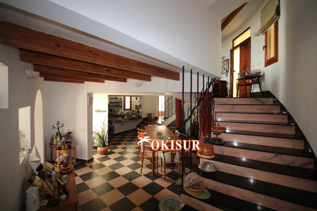 7 soveværelse Villa til salg i Carboneras med garage - € 620.000 (Ref: 8140918)