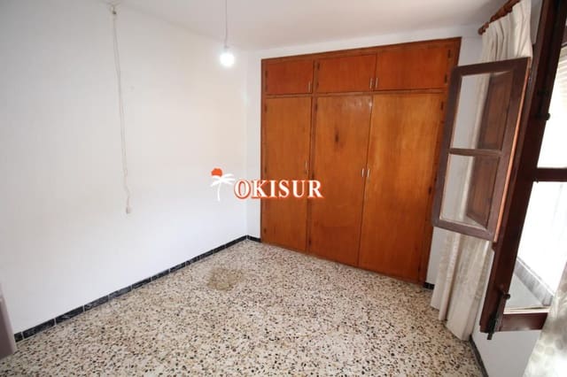 Casa de 5 habitaciones en Mojácar en venta - 129.000 € (Ref: 8255952)
