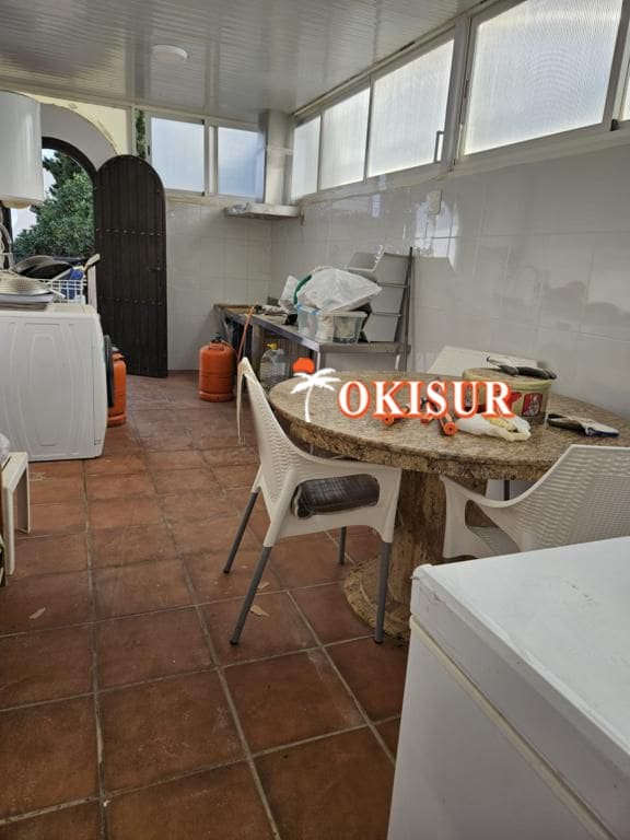 4 bedroom Villa for sale in Mojacar with garage - € 549,000 (Ref: 8766708)