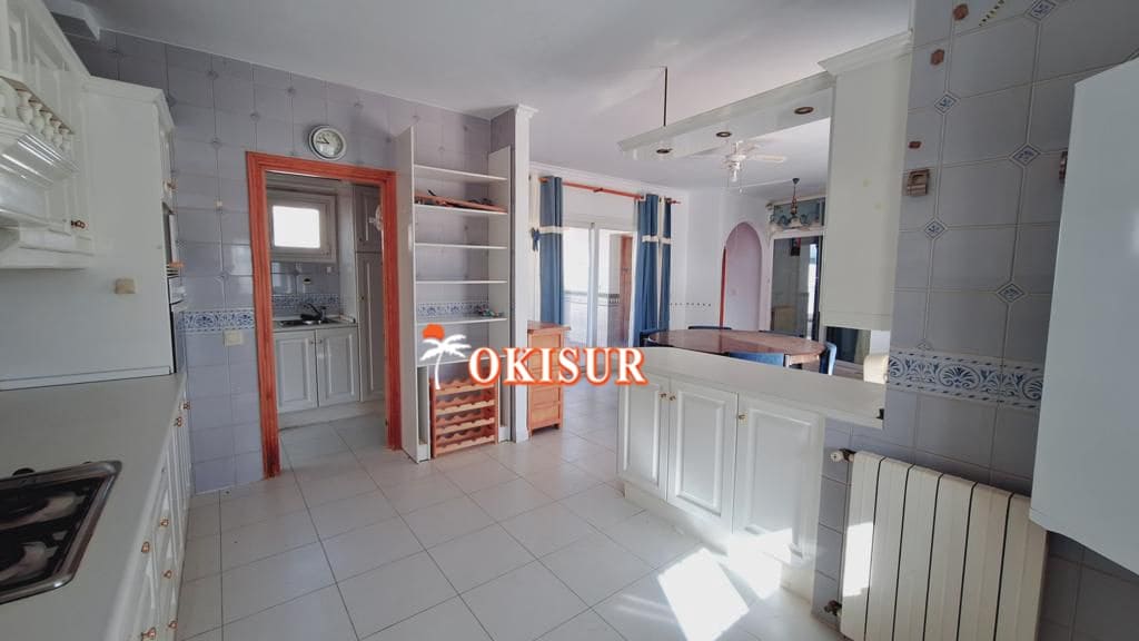 4 bedroom Villa for sale in Mojacar with garage - € 549,000 (Ref: 8766708)