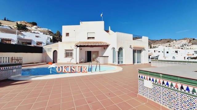 4 bedroom Villa for sale in Mojácar with garage - € 549,000 (Ref: 8766708)