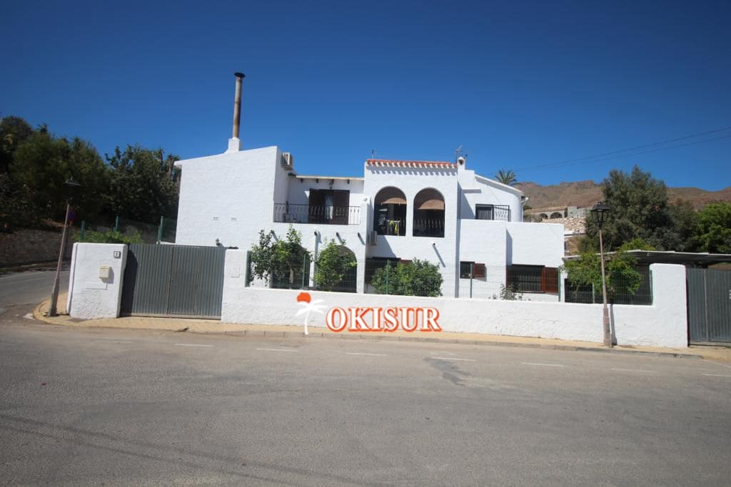 5 bedroom Villa for sale in Mojacar - € 450,000 (Ref: 8916874)