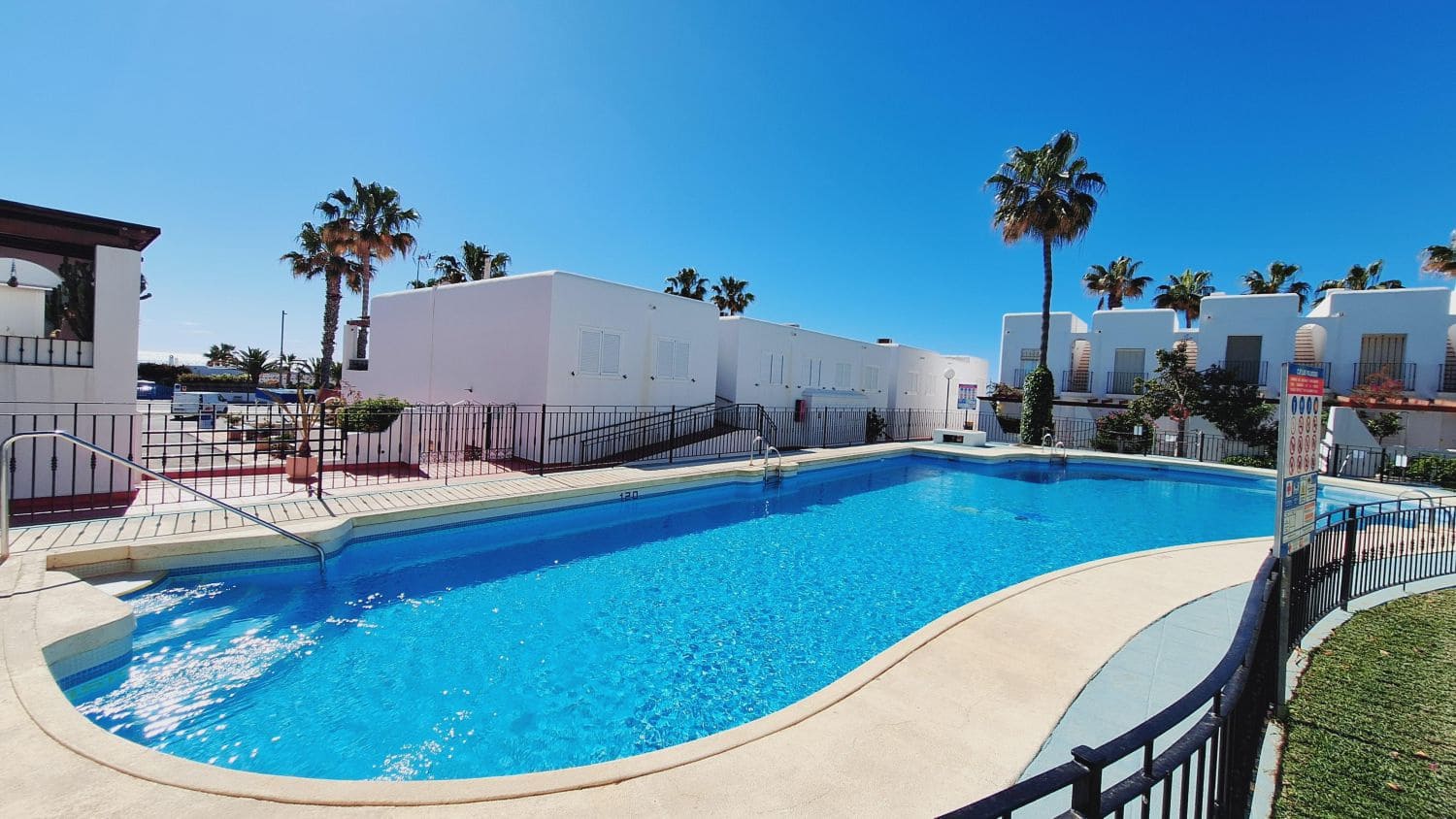 2 slaapkamer Appartement te koop in Mojacar - € 269.000 (Ref: 8939493)