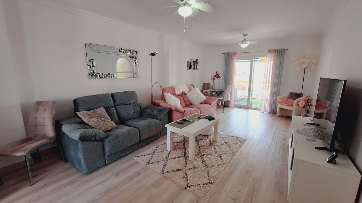 2 soveværelse Lejlighed til salg i Mojacar med garage - € 195.000 (Ref: 9040392)