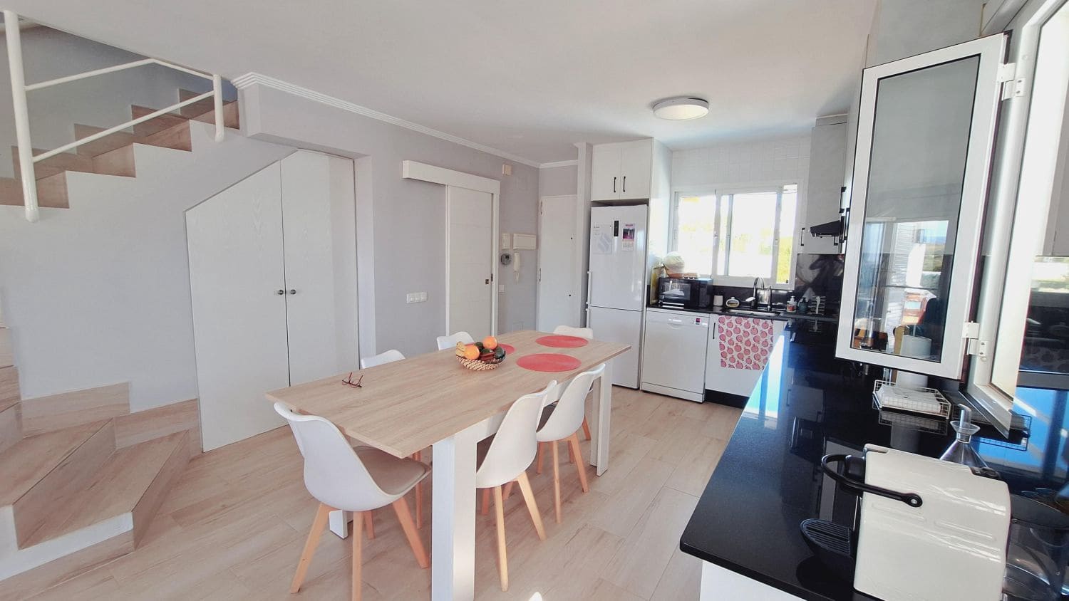 3 soveværelse Lejlighed til salg i Mojacar med swimmingpool - € 399.000 (Ref: 9701484)