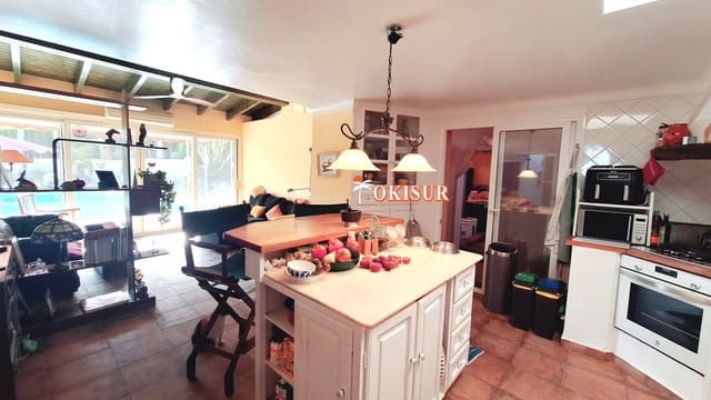 3 soverom Villa til salgs i Mojácar med svømmebasseng garasje - € 690 000 (Ref: 9949383)