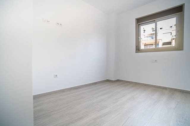 3 soverom Leilighet til salgs i Los Dolses, Orihuela med svømmebasseng garasje - € 360 000 (Ref: 10001175)