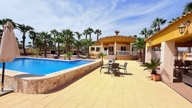 3 Zimmer Villa zu verkaufen in Catral mit Pool - 430.000 € (Ref: 10024919)