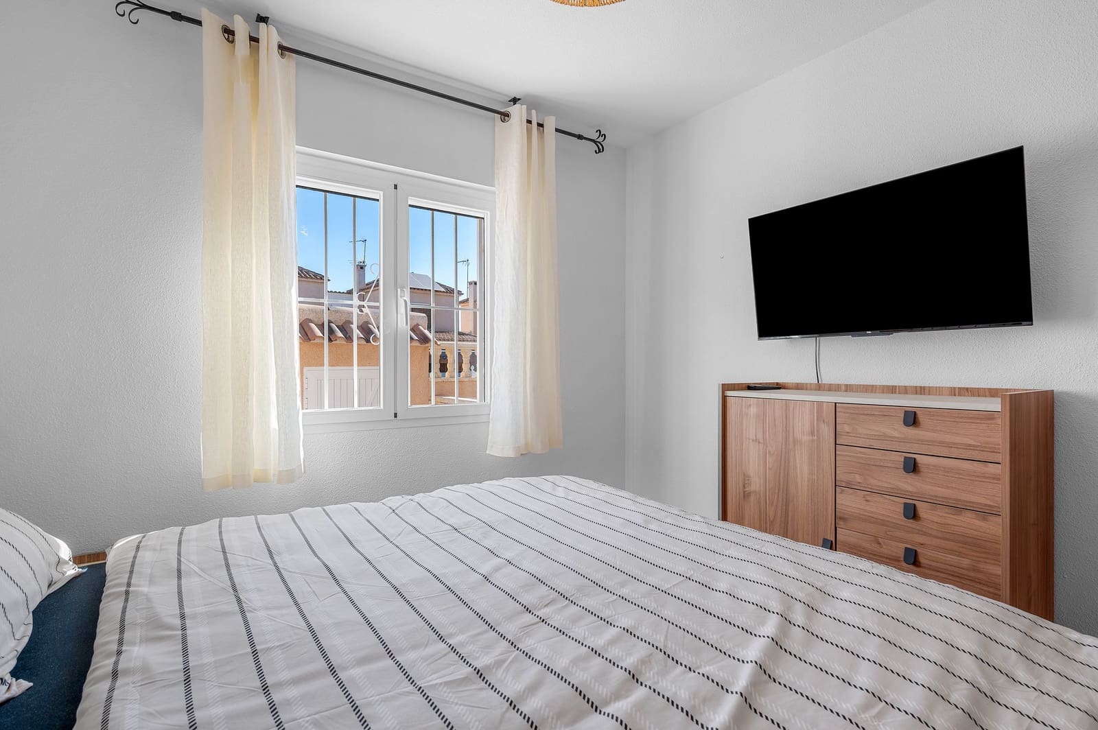 Apartamento de 2 habitaciones en Torrevieja en venta - 179.000 € (Ref: 10035732)