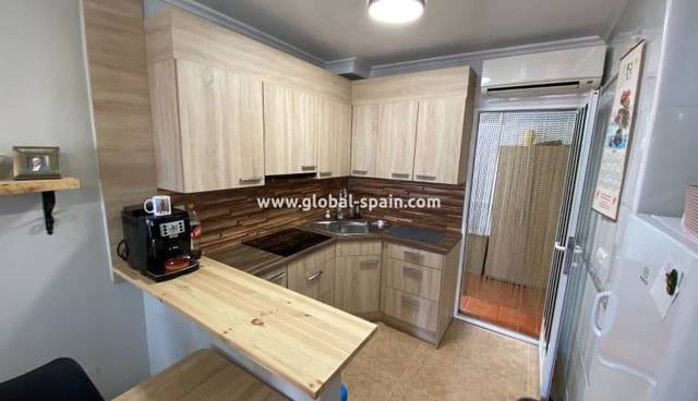 2 makuuhuone Huoneisto myytävänä paikassa Playa Flamenca, Orihuela mukana uima-altaan - 145 000 € (Ref: 10044901)