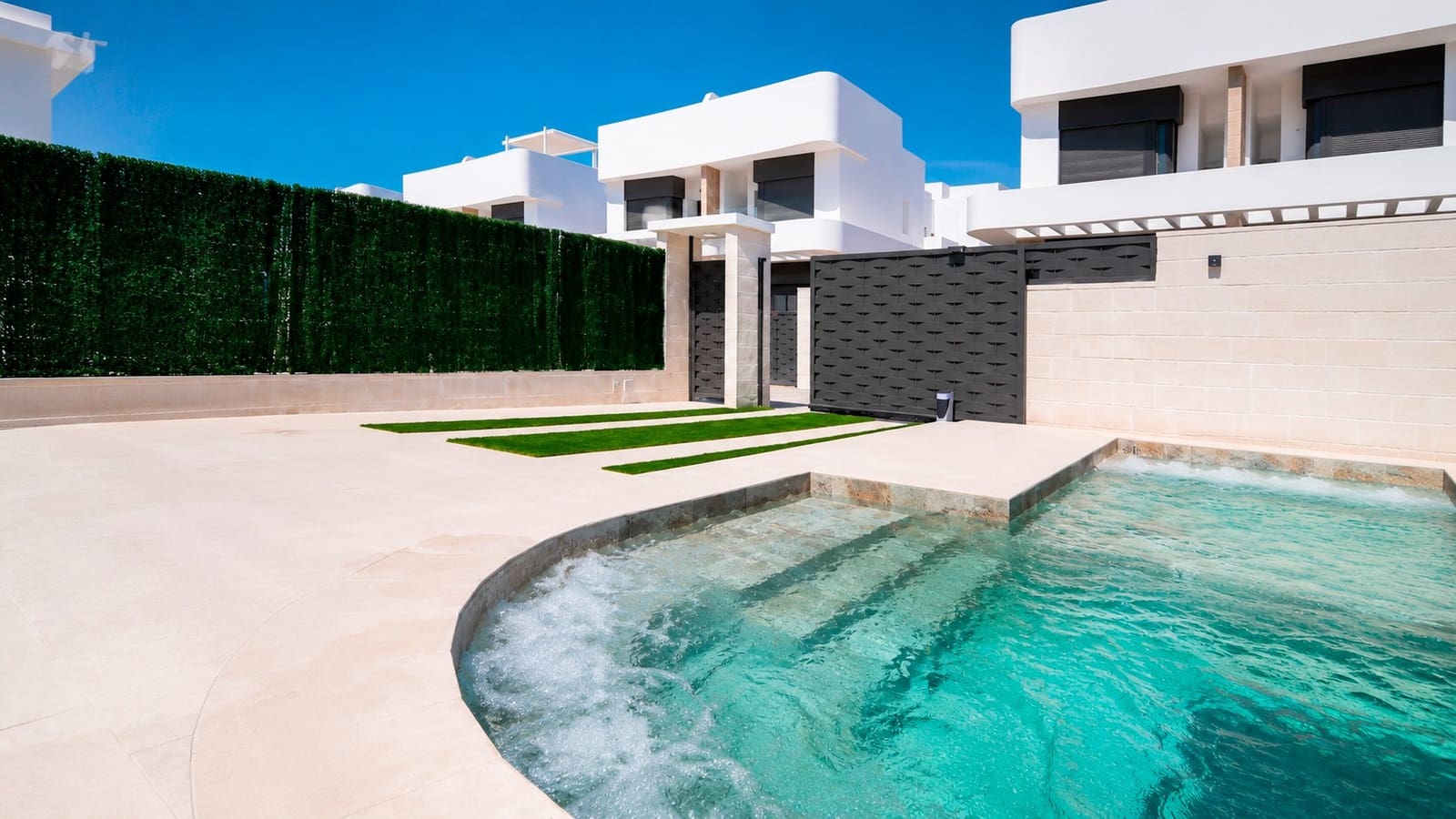 3 bedroom Villa for sale in Los Montesinos with pool - € 535,000 (Ref: 10048874)