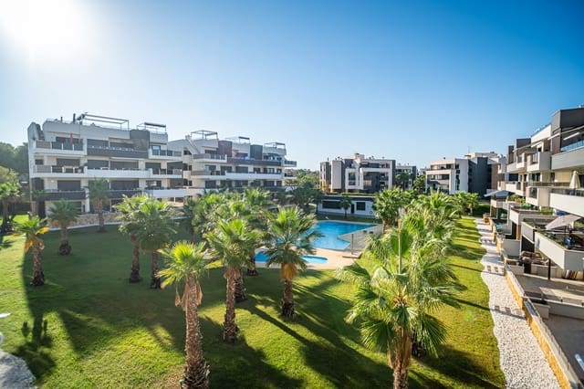 2 bedroom Penthouse for sale in Los Altos with pool - € 349,900 (Ref: 10060696)