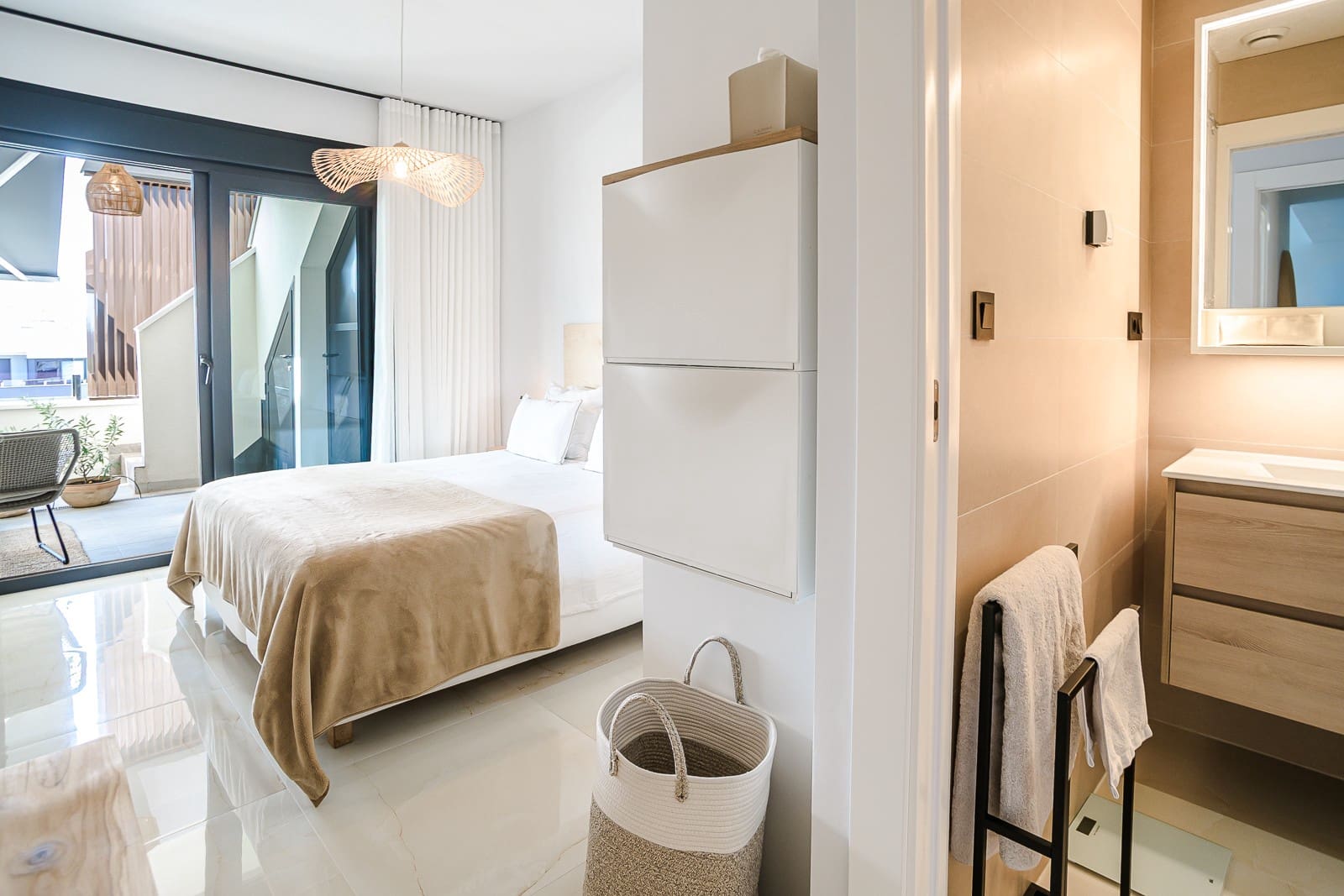 2 bedroom Penthouse for sale in Los Altos with pool - € 349,900 (Ref: 10060696)