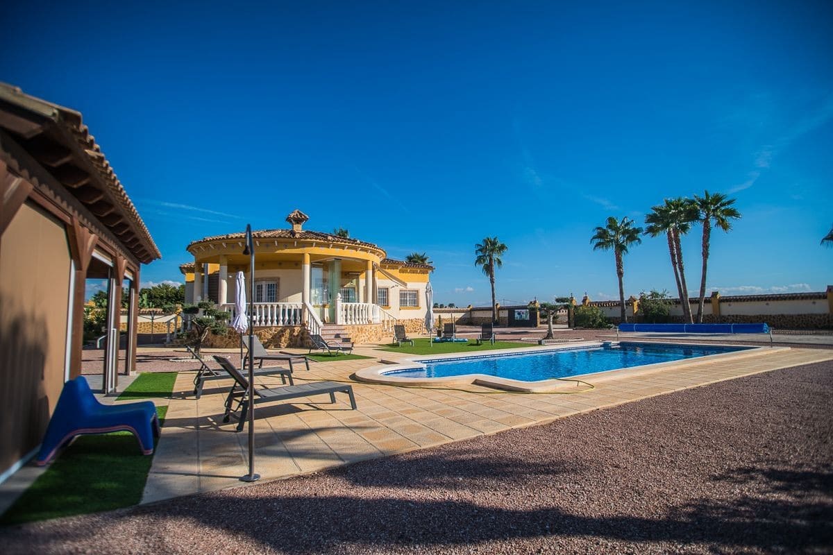 4 sovrum Villa till salu i Catral med pool garage - 430 000 € (Ref: 10106560)