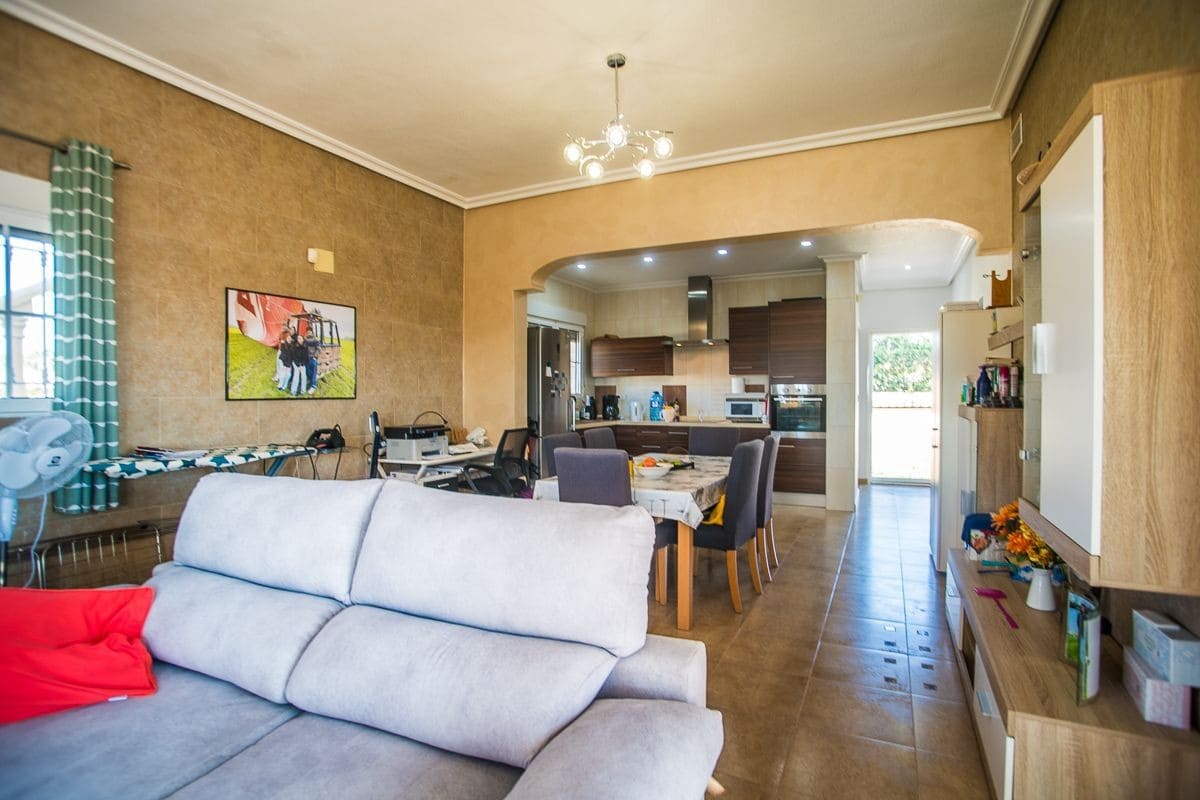 4 sovrum Villa till salu i Catral med pool garage - 430 000 € (Ref: 10106560)