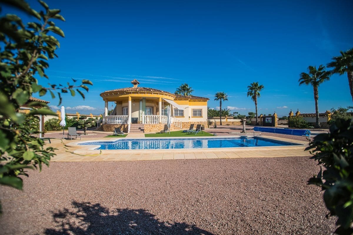 4 sovrum Villa till salu i Catral med pool garage - 430 000 € (Ref: 10106560)