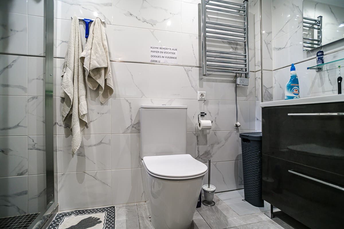 4 soverom Kjedet enebolig til salgs i Torrevieja med svømmebasseng garasje - € 310 000 (Ref: 10150419)