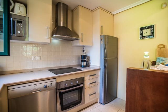 4 soverom Kjedet enebolig til salgs i Los Balcones - Los Altos, Torrevieja med svømmebasseng garasje - € 310 000 (Ref: 10150419)