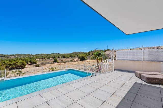 5 sovrum Villa till salu i San Miguel de Salinas med pool - 499 990 € (Ref: 10158614)