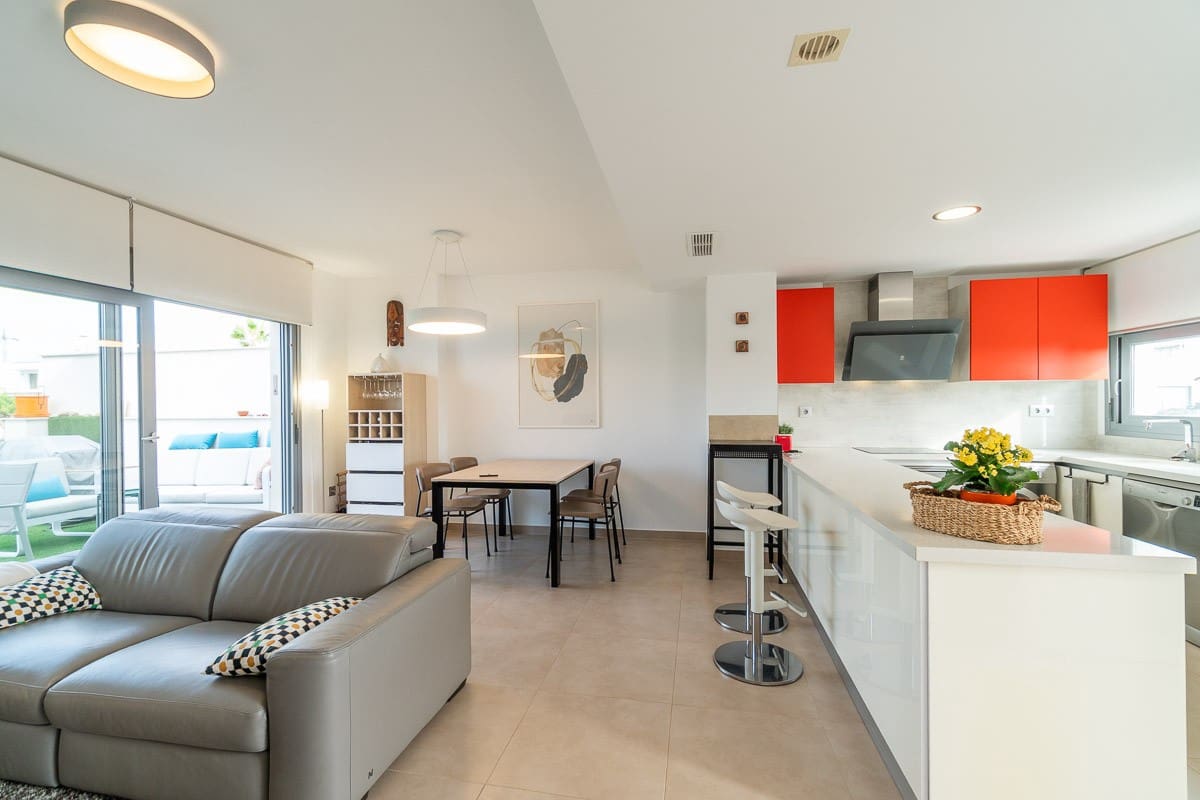 2 bedroom Apartment for sale in Vistabella with pool garage - € 240,000 (Ref: 10158616)