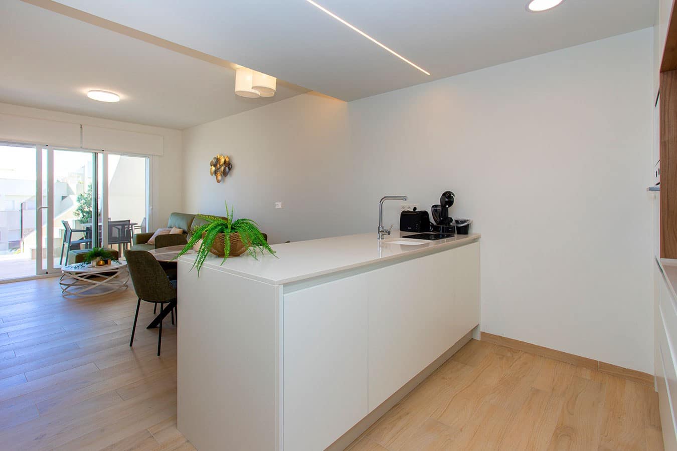 2 sovrum Takvåning till salu i El Raso med pool - 315 000 € (Ref: 10158625)