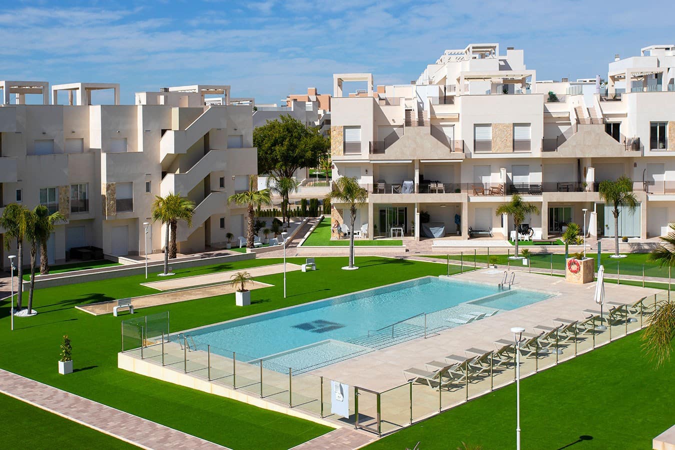 2 sovrum Takvåning till salu i El Raso med pool - 315 000 € (Ref: 10158625)