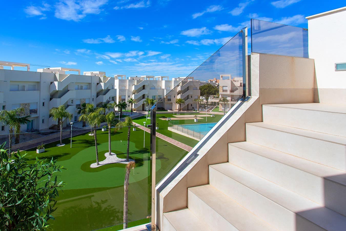 2 sovrum Takvåning till salu i El Raso med pool - 315 000 € (Ref: 10158625)