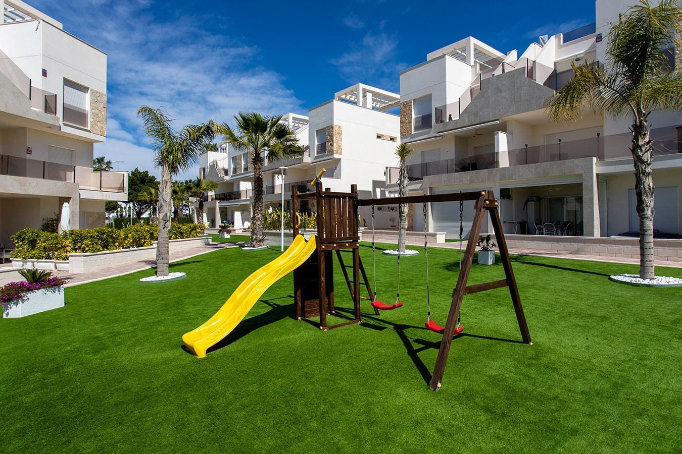 2 sovrum Takvåning till salu i El Raso med pool - 315 000 € (Ref: 10158625)
