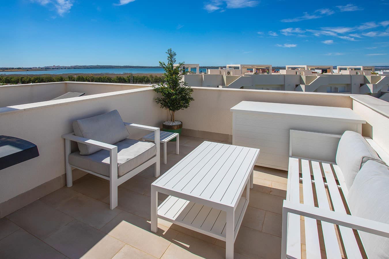 2 sovrum Takvåning till salu i El Raso med pool - 315 000 € (Ref: 10158625)