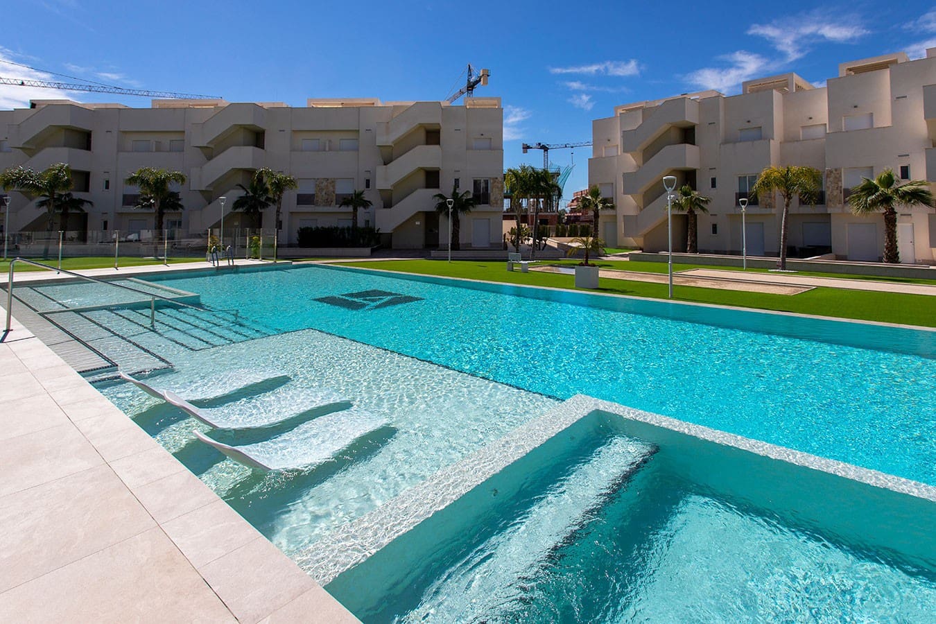 2 sovrum Takvåning till salu i El Raso med pool - 315 000 € (Ref: 10158625)