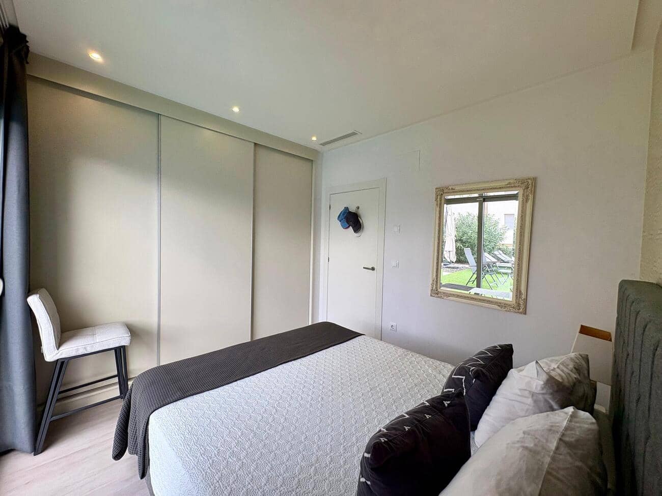 3 bedroom Villa for sale in Benijofar with pool garage - € 547,000 (Ref: 10158709)