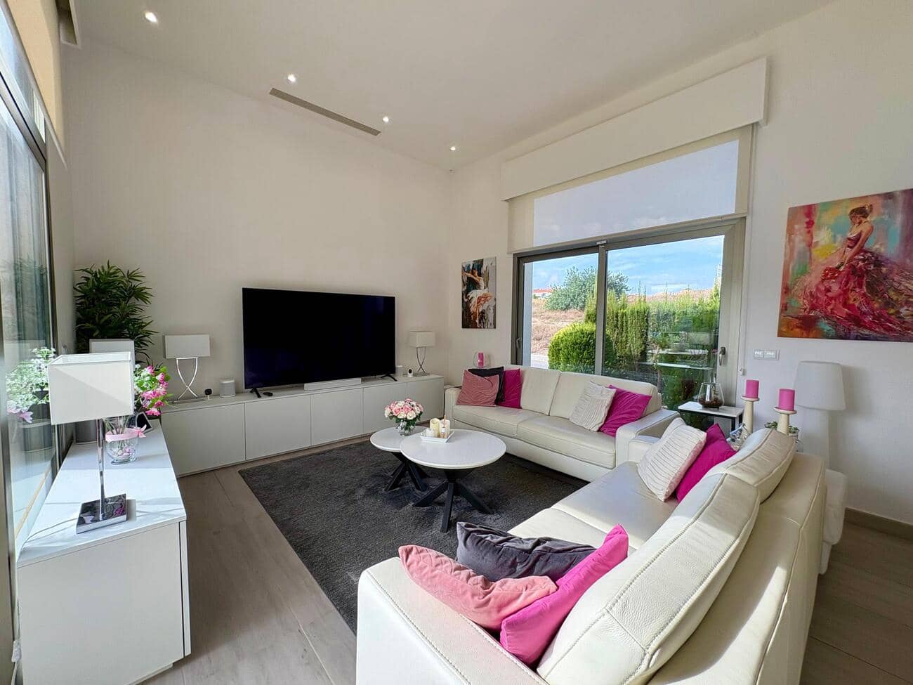 3 bedroom Villa for sale in Benijofar with pool garage - € 547,000 (Ref: 10158709)