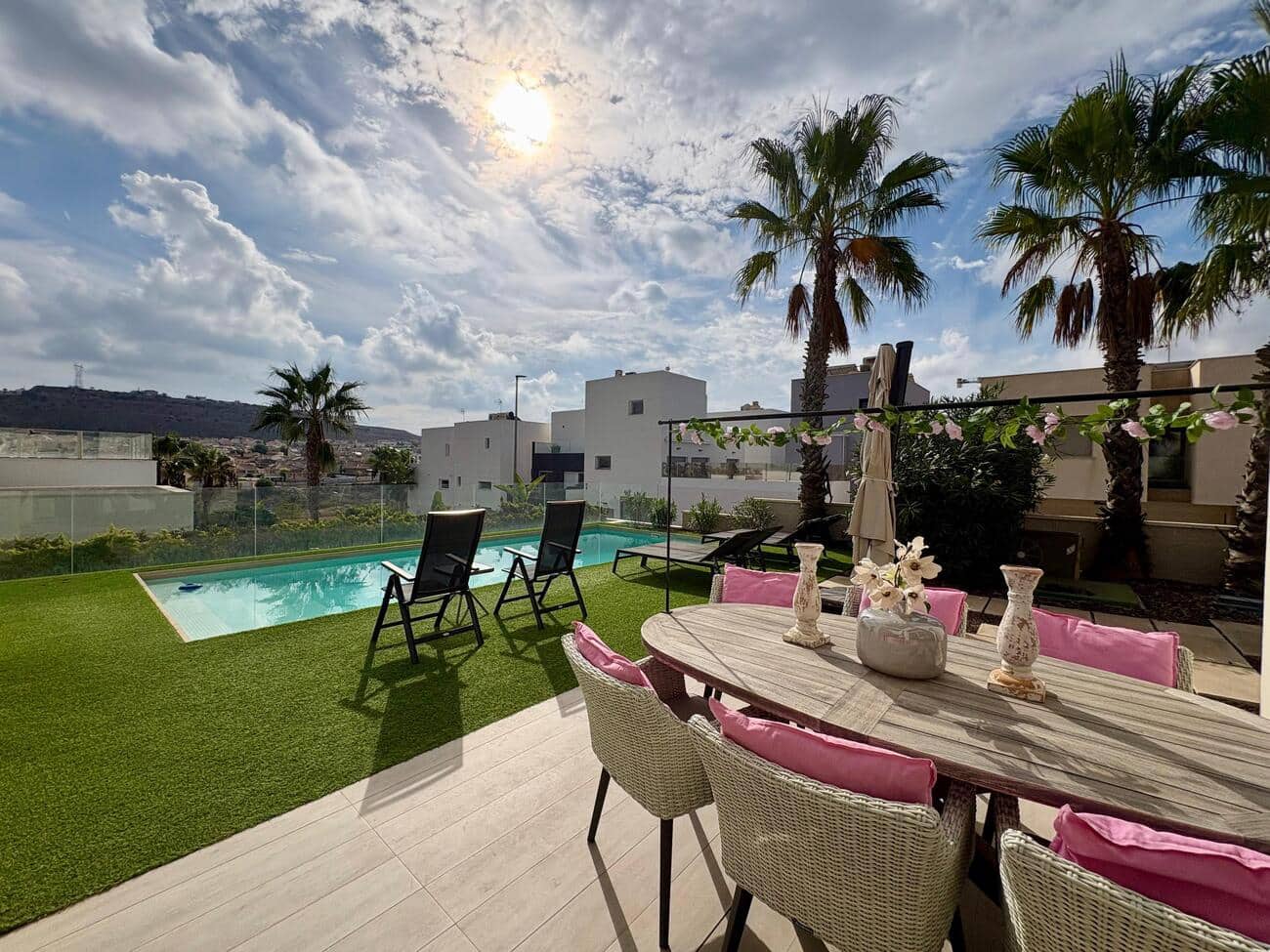 3 bedroom Villa for sale in Benijofar with pool garage - € 547,000 (Ref: 10158709)