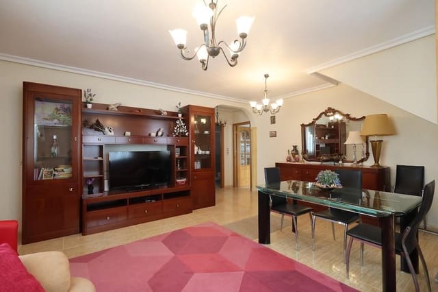 3 sypialnia Willa na sprzedaż w Las Filipinas z basenem garażem - 360 000 € (Ref: 10170471)