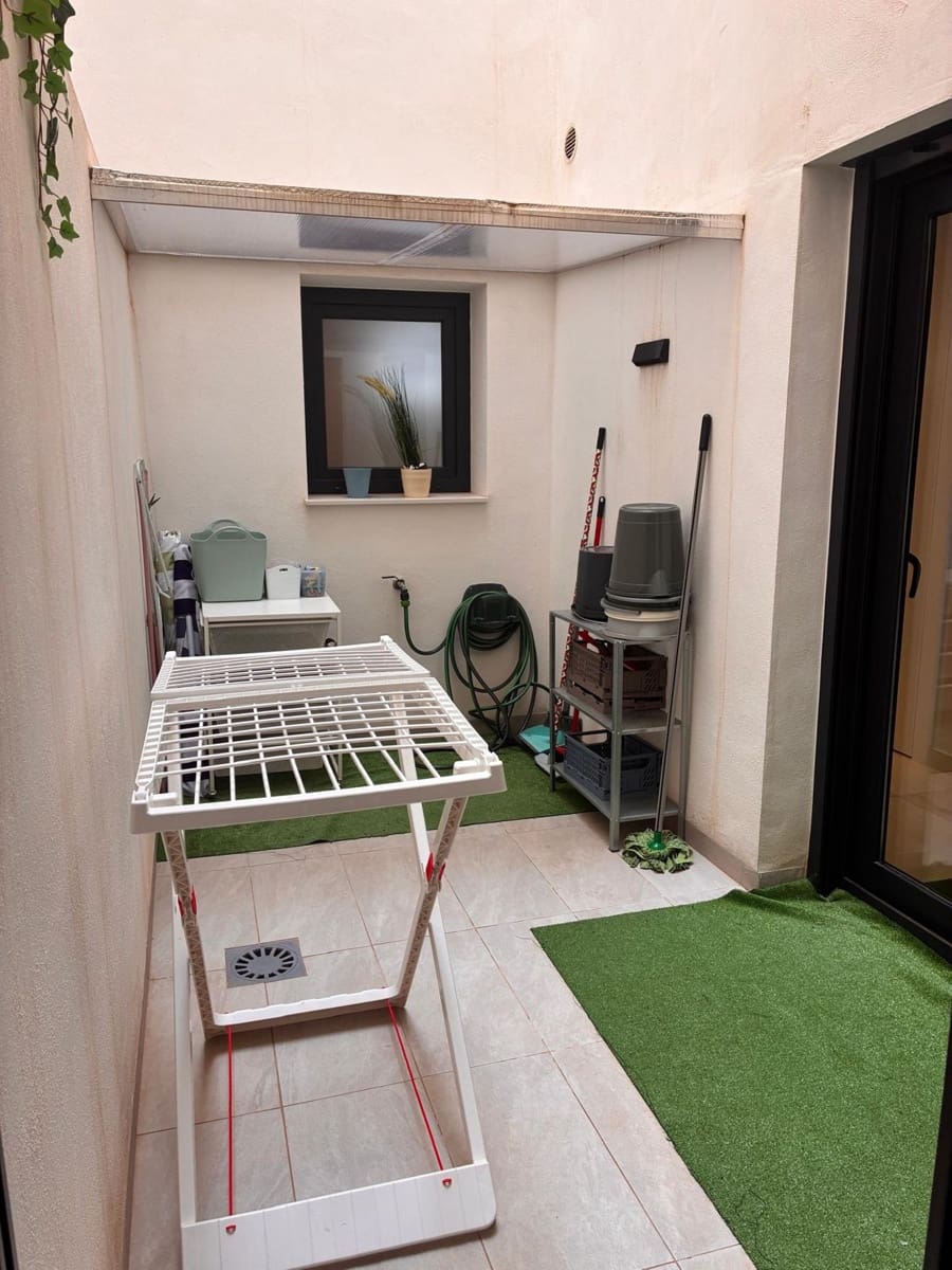 2 soveværelse Lejlighed til salg i Orihuela Costa med swimmingpool garage - € 259.900 (Ref: 10170472)