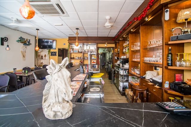 Erhverv til salg i Los Balcones - Los Altos, Orihuela - € 185.000 (Ref: 10174184)