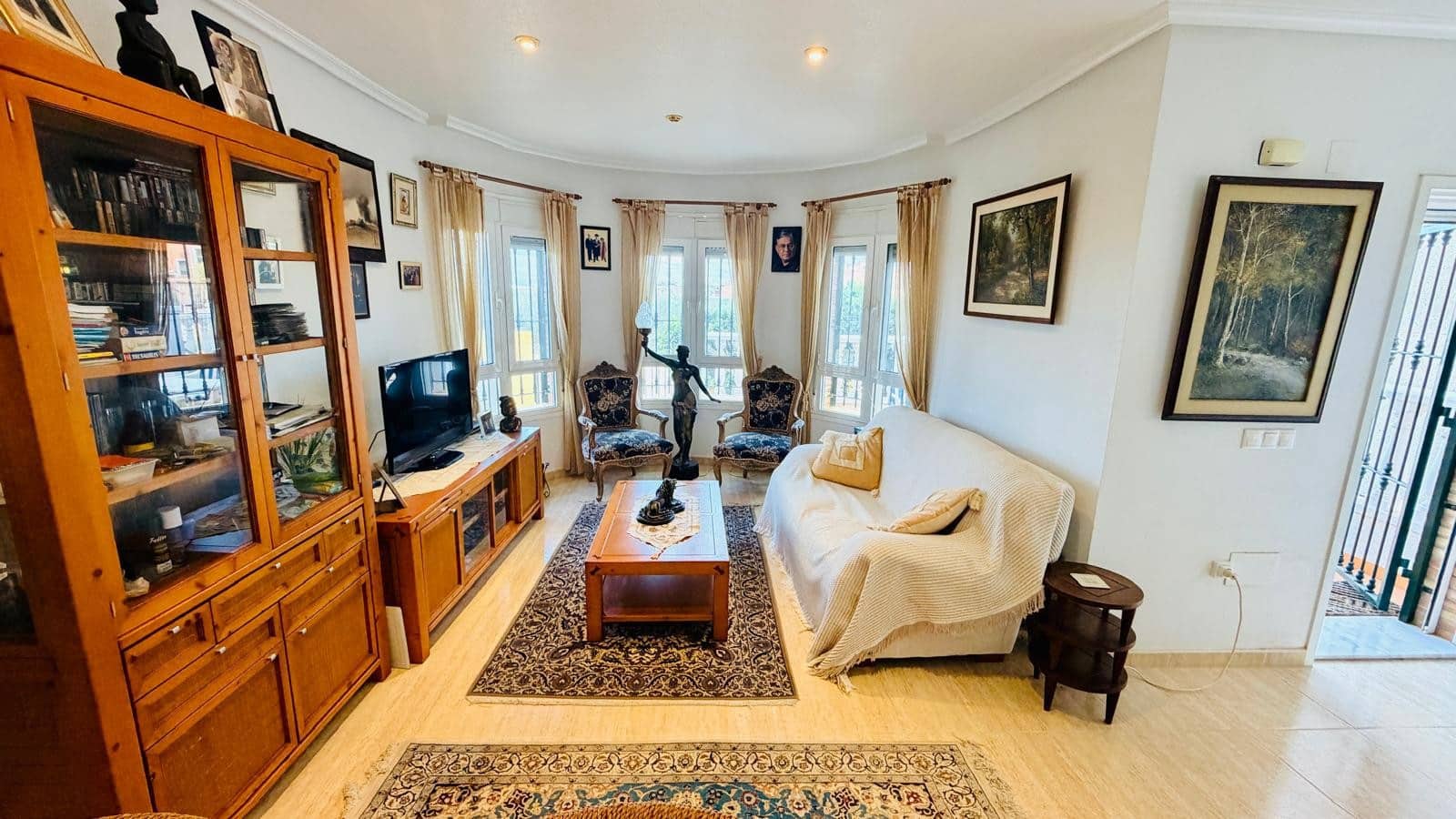 3 slaapkamer Villa te koop in Los Montesinos met garage - € 255.000 (Ref: 10176152)