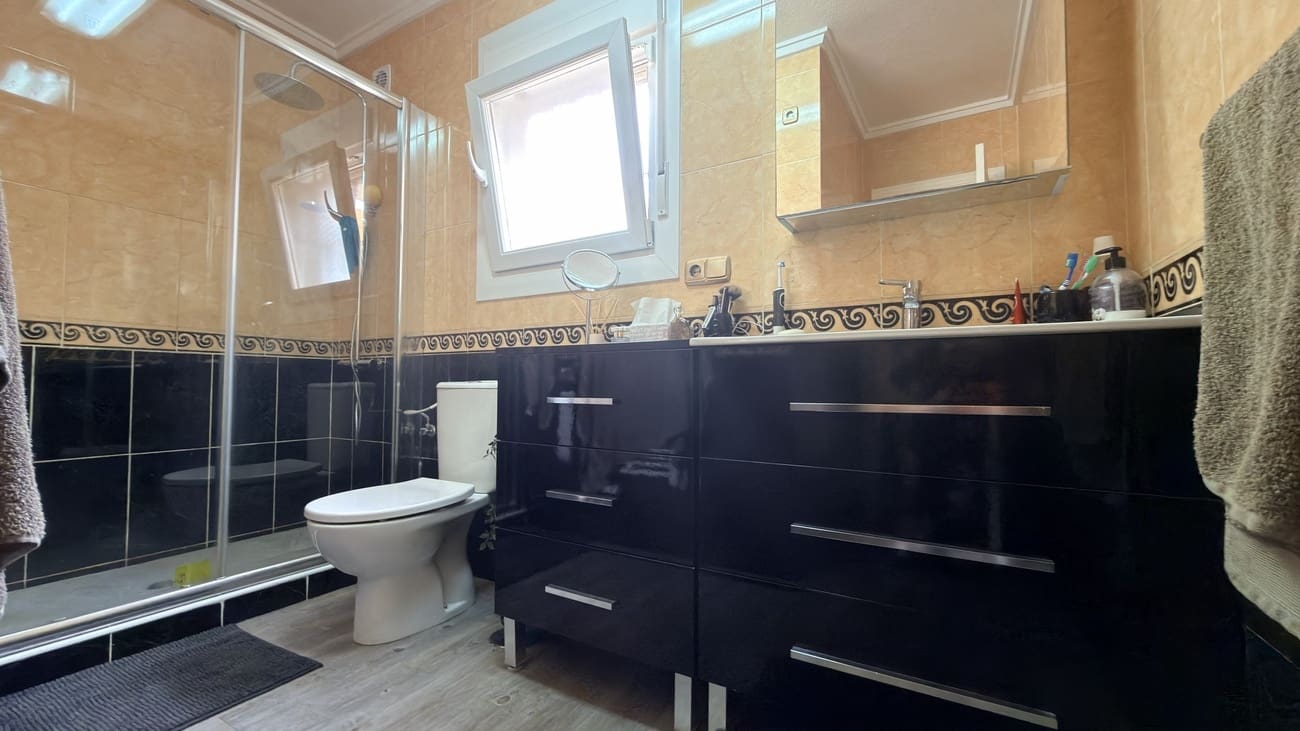 Adosado de 2 habitaciones en Villamartin en venta - 175.000 € (Ref: 10176155)