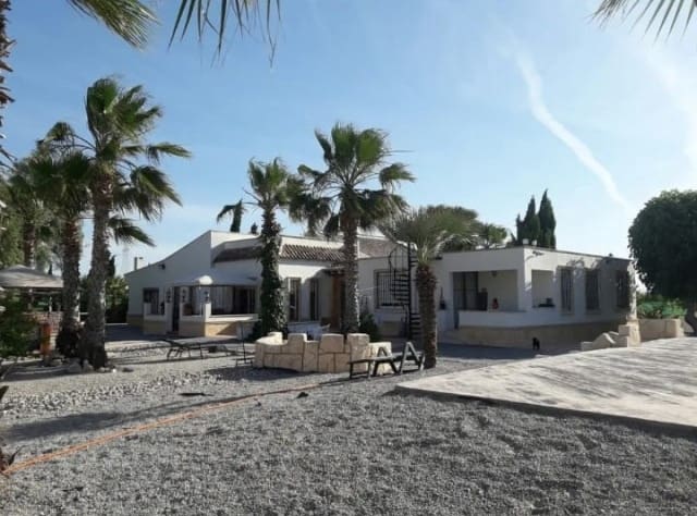 7 bedroom Villa for sale in La Matanza, Orihuela with pool garage - € 475,000 (Ref: 5833687)