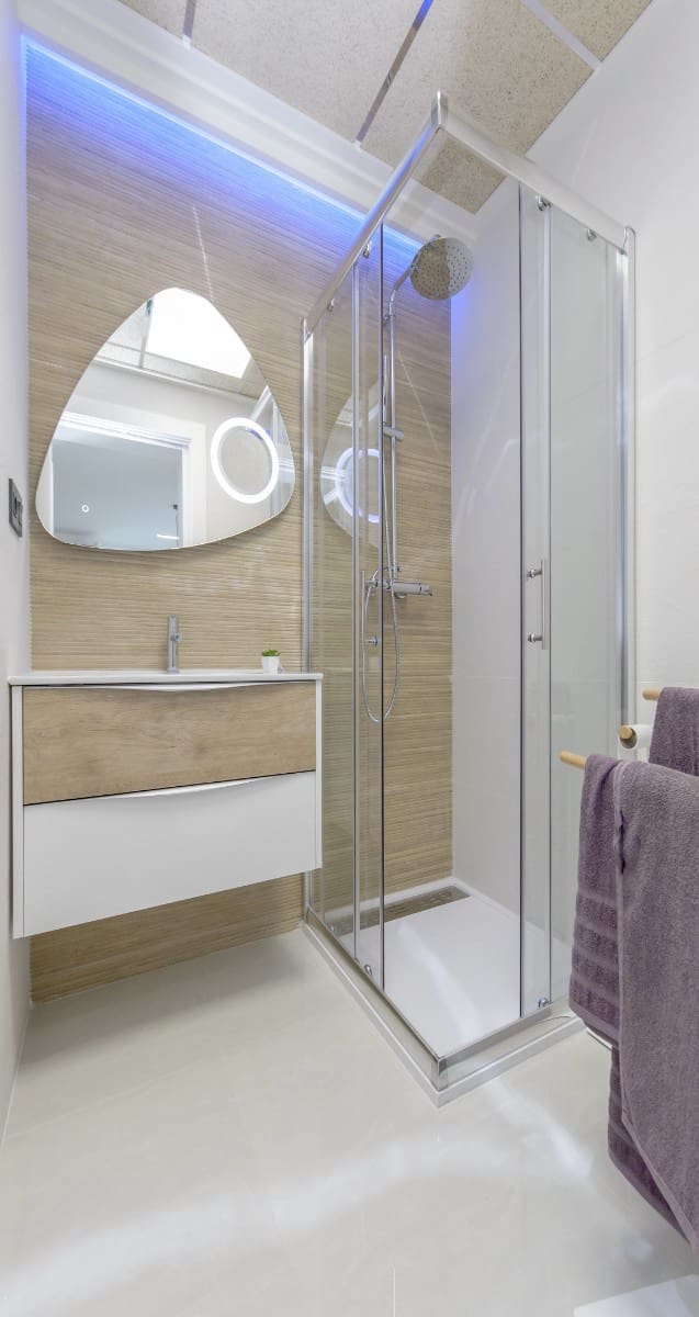 Apartamento de 2 habitaciones en Torrevieja en venta con piscina - 275.000 € (Ref: 6770565)