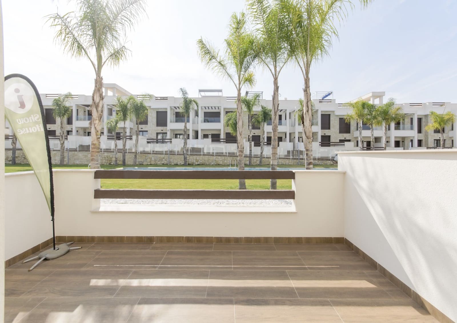 Apartamento de 2 habitaciones en Torrevieja en venta con piscina - 275.000 € (Ref: 6770565)