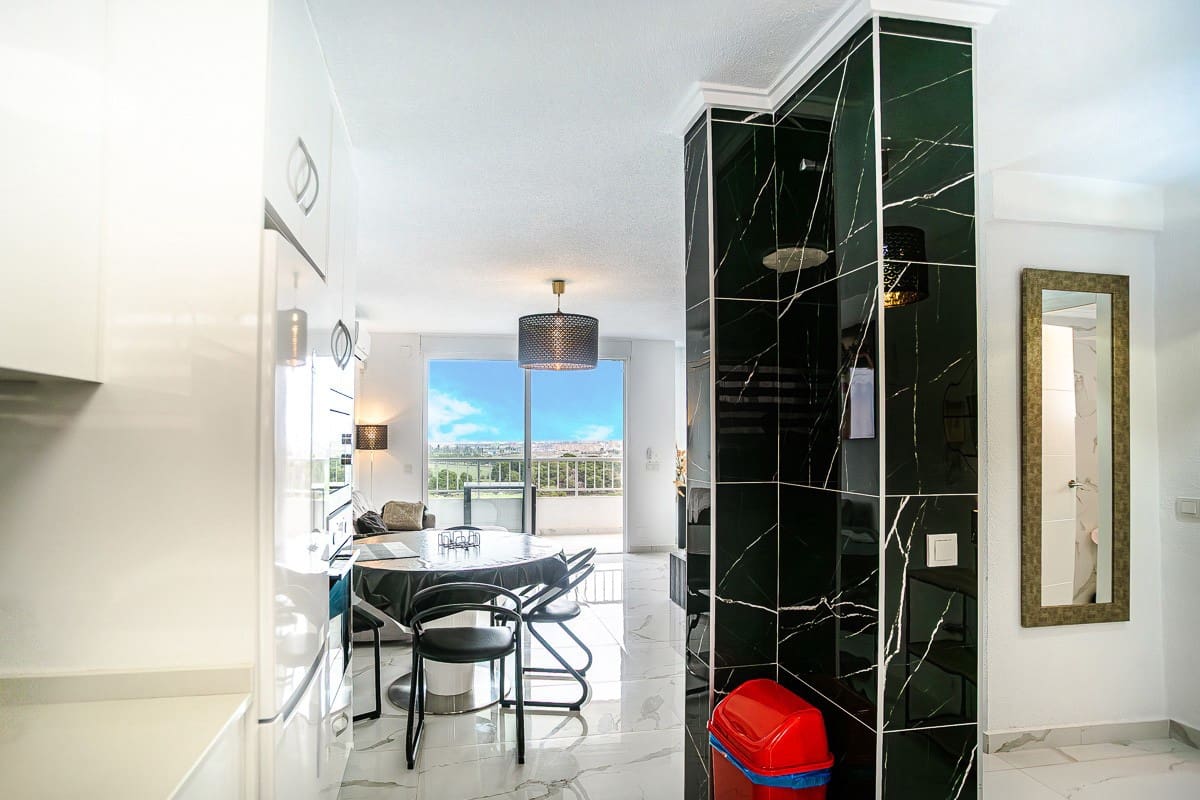 2 bedroom Apartment for sale in Punta Prima with pool - € 217,500 (Ref: 6959452)