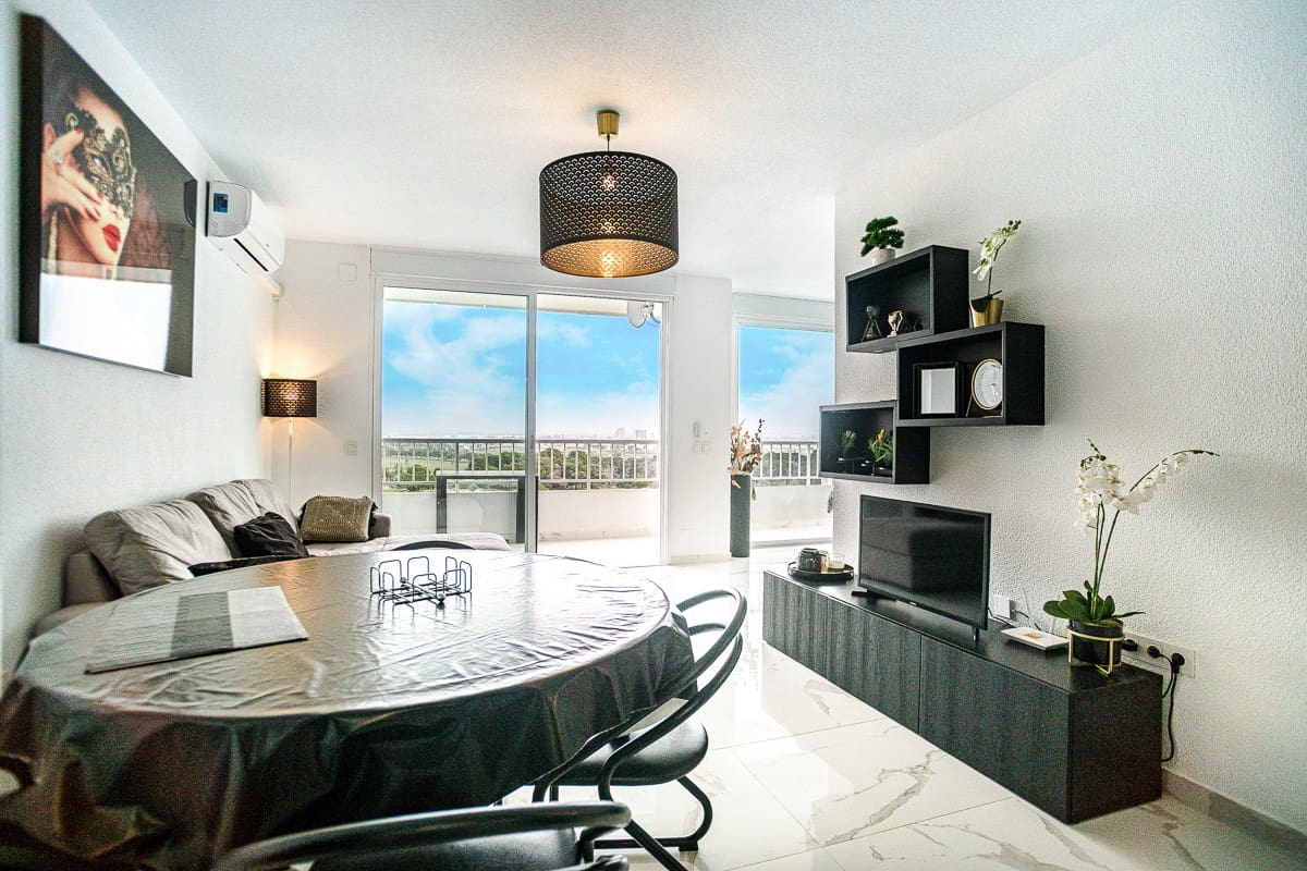 2 bedroom Apartment for sale in Punta Prima with pool - € 217,500 (Ref: 6959452)