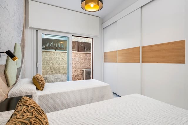 3 sypialnia Willa na sprzedaż w Los Montesinos z basenem - 485 000 € (Ref: 7162650)