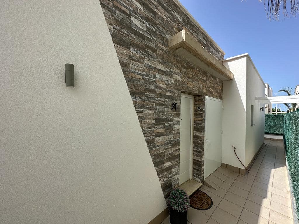 2 bedroom Villa for sale in Lo Pagan with pool - € 305,000 (Ref: 7734061)