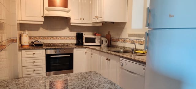 2 soveværelse Lejlighed til leje i Villamartin, Orihuela med swimmingpool - € 860 (Ref: 7832471)