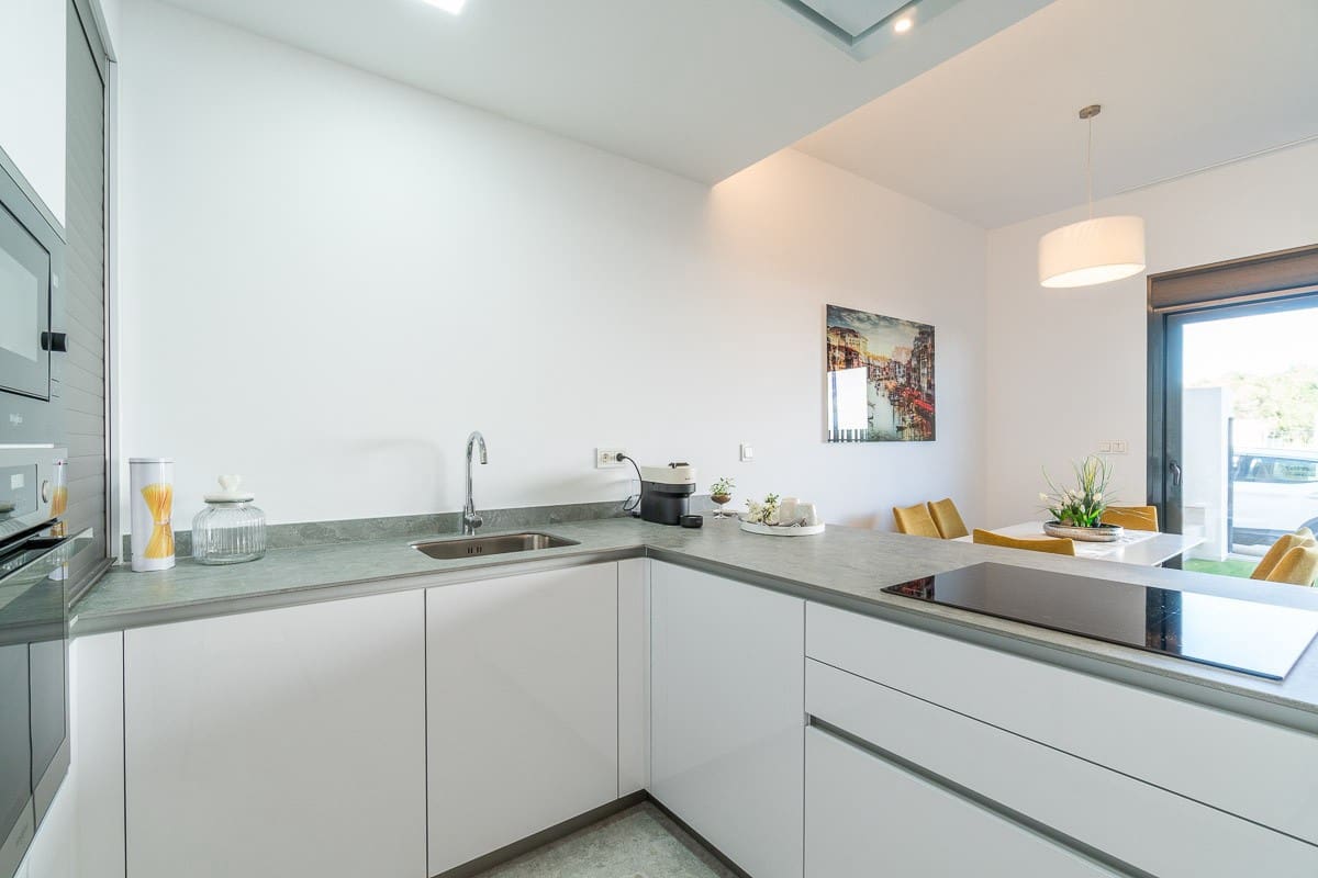 3 sypialnia Apartament na sprzedaż w Torrevieja z basenem - 279 900 € (Ref: 7843814)