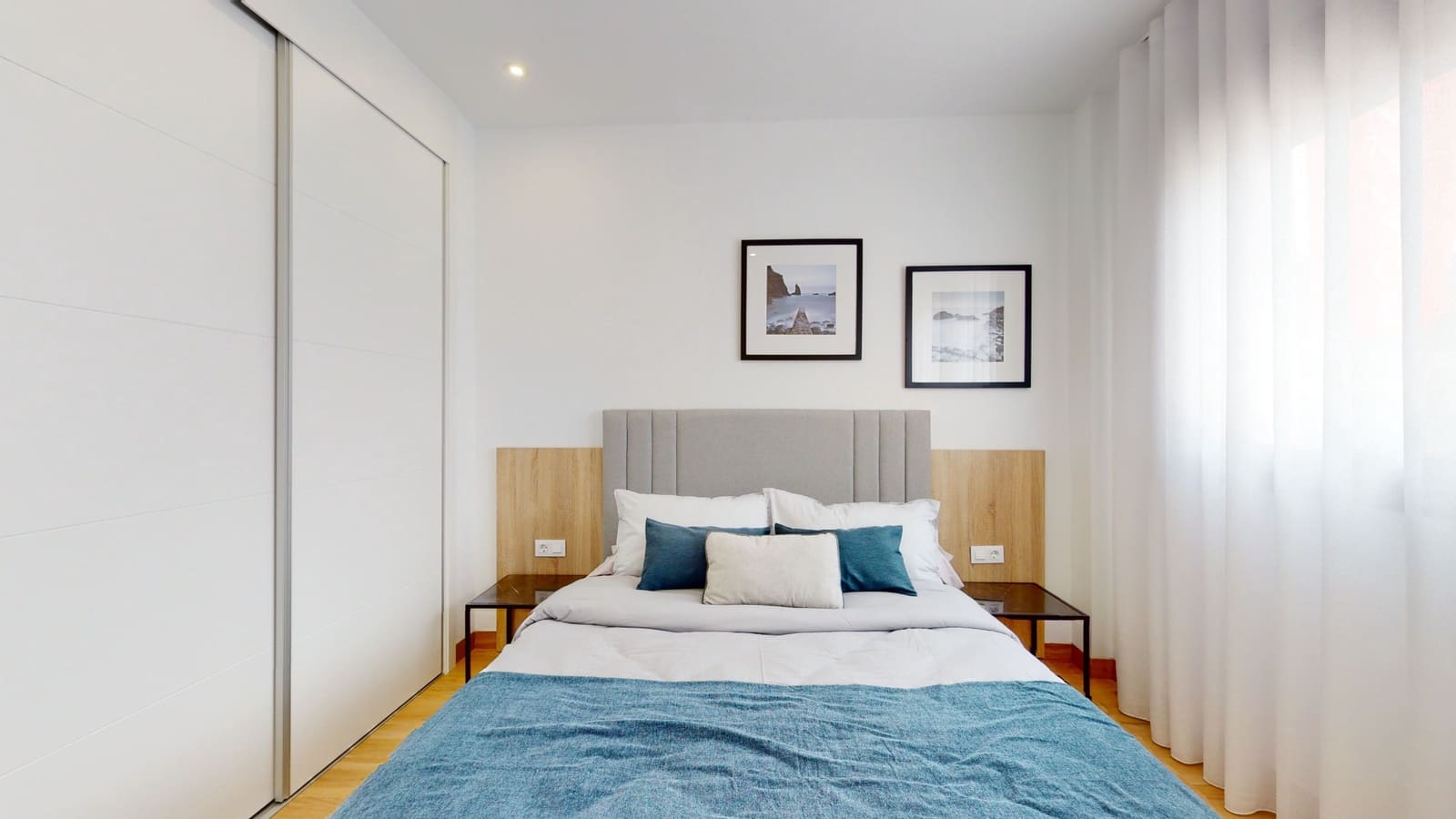 2 sypialnia Penthouse na sprzedaż w Torrevieja z basenem garażem - 319 900 € (Ref: 7843819)