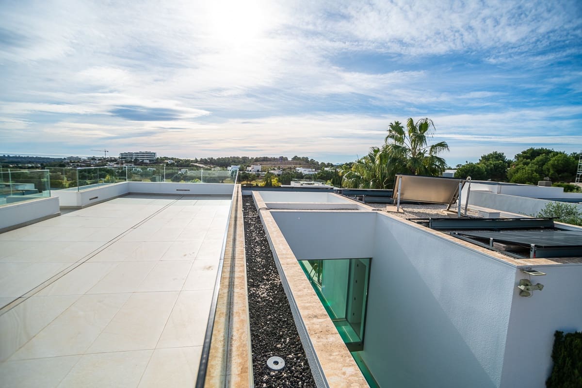 4 bedroom Villa for sale in Las Colinas Golf with pool - € 950,000 (Ref: 8723423)