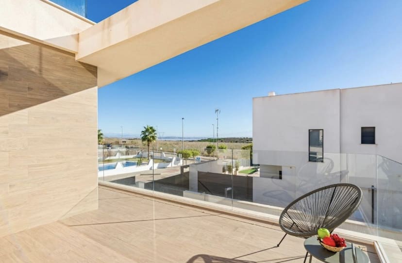 3 sypialnia Willa na sprzedaż w San Miguel de Salinas z basenem - 355 000 € (Ref: 8771309)